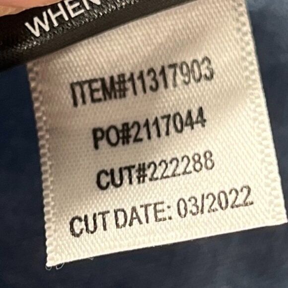 Torrid Top Chambray Taylor Medium Wash Denim Button-Down Shirt Sz 2X - Picture 12 of 13